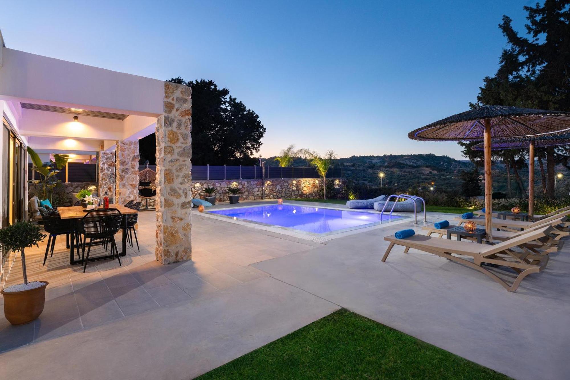 Aiora Luxury Villas Afantou Eksteriør billede