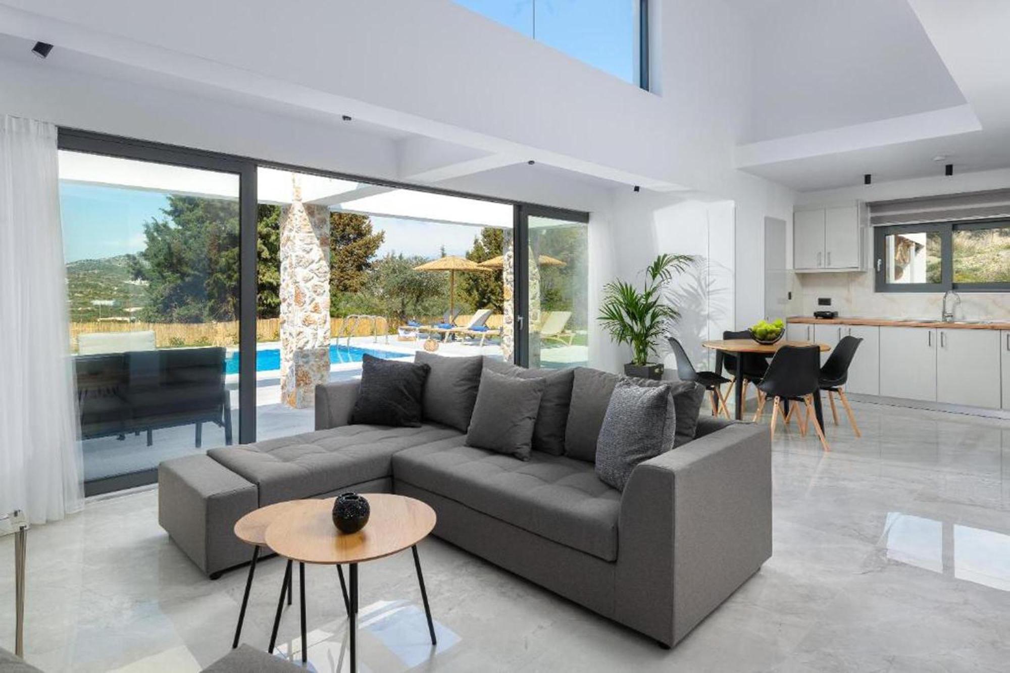 Aiora Luxury Villas Afantou Eksteriør billede